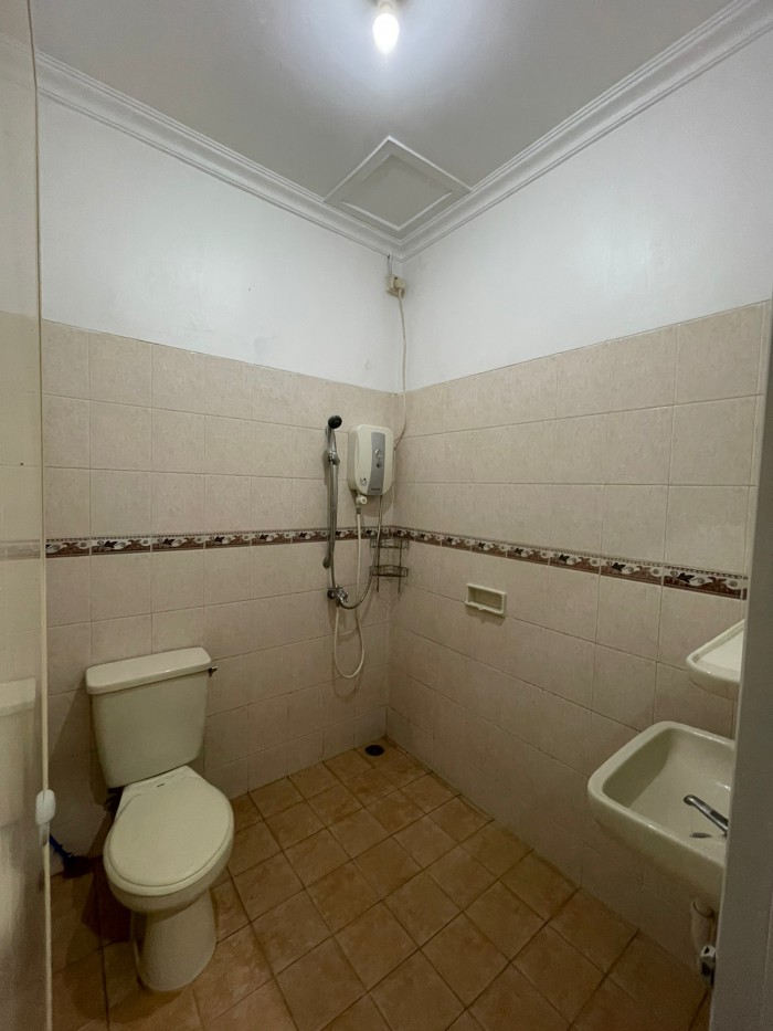 Rumah disewakan di Meadow Green Lippo Cikarang